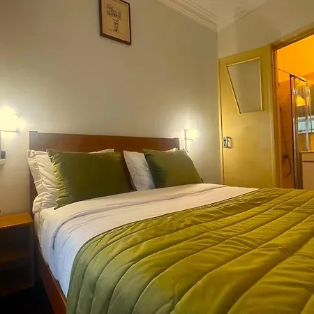 Casa de hóspedes Lisabonna Amadora